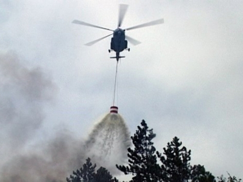 Helikopter OSBiH nastavio gašenje požara kod Livna