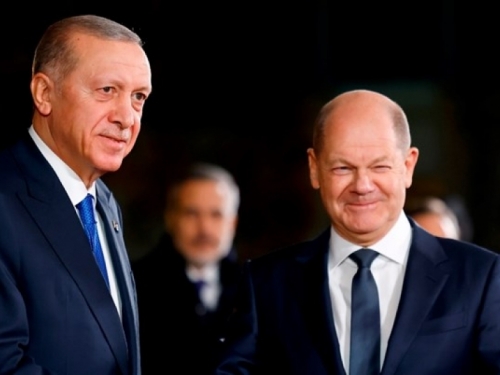 U Berlinu se sastali Erdogan i Scholz, razgovarali o ratu u Gazi
