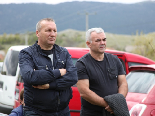 FOTO: Druženje Rumbočana i sv. misa na Zahumu