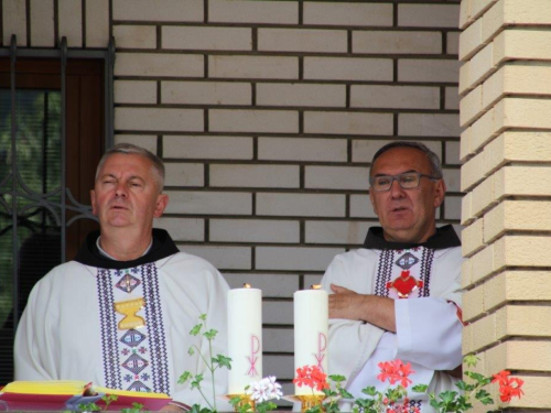 FOTO: Vanjska proslava patrona župe Prozor