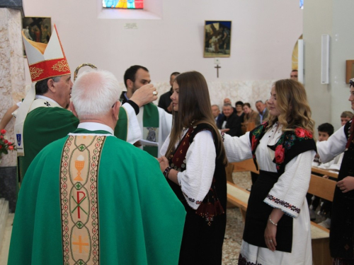 FOTO: Krizma u župi Rama-Šćit