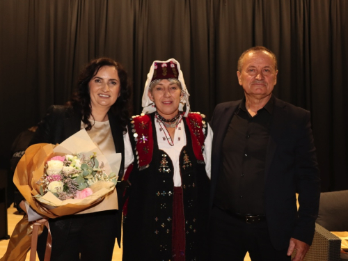 FOTO: Žarko Mađar u Prozoru predstavio svoj književni prvijenac