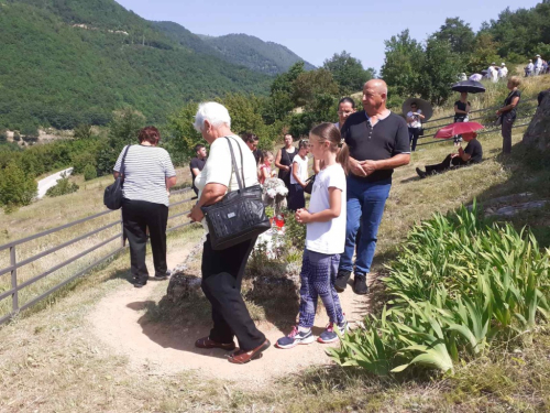 FOTO: Petrovo na Vrdolu, župa Uzdol