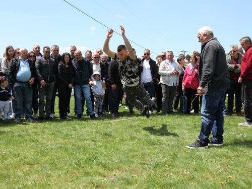 FOTO: Druženje Rumbočana i sv. misa na Zahumu