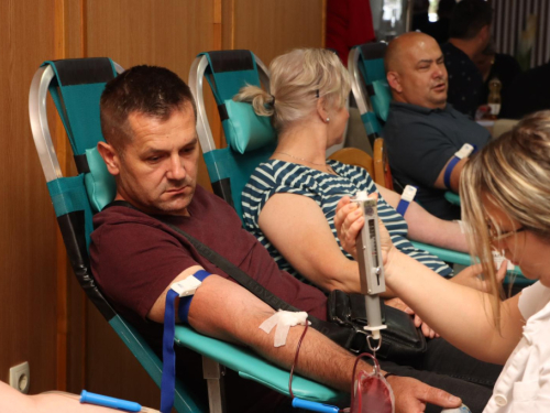 FOTO: Uspješna akcija darivanja krvi u Prozoru