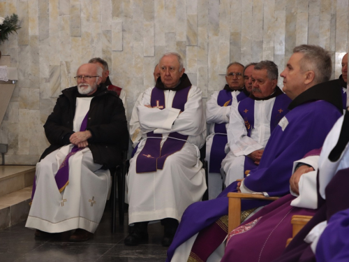 FOTO: Sahranjen fra Anto Cvitković