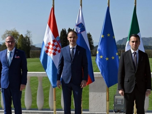 Slovenski ministar: Non paper je "nepostojeći" i "fantomski" dokument