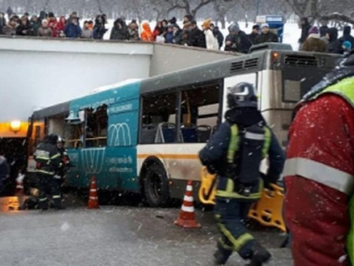 Autobus sletio u pothodnik u Moskvi, najmanje 5 mrtvih