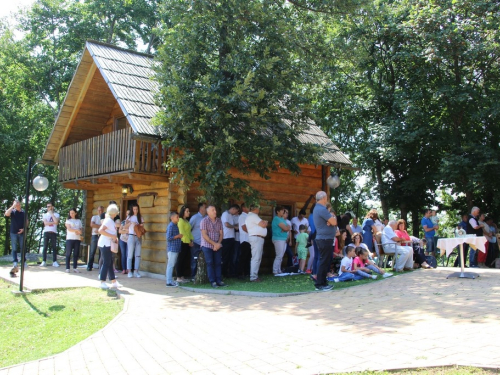 FOTO: Obilježena 7. obljetnica rada Etno sela ''Remić''