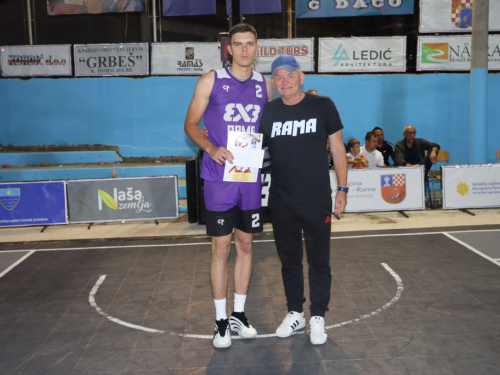 FOTO: 'Caffe Bulldog' pobjednik 23. Streetball Rama - Davor Ivančić Dačo