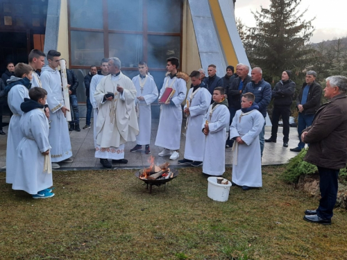 FOTO: Velika subota u župi Uzdol