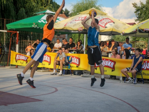 Foto: Internet club dd pobjednik je Streetball Rama 2018. za juniore