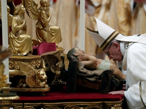 Papa Franjo: Sjetite se siromašnih i ne budite materijalisti