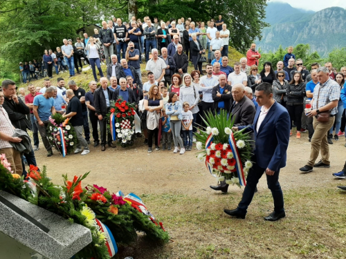 FOTO: Na Pomenu obilježena 27. obljetnica stradanja hrvatskih branitelja