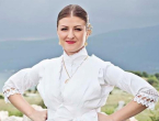 Lidija Sarić iz Vojvodine najljepša Hrvatica u narodnoj nošnji izvan RH