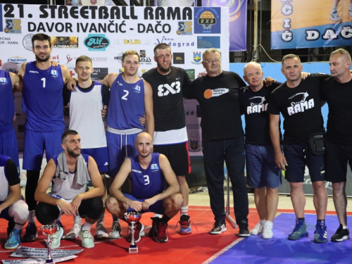 FOTO: Tim ''GOLD UNIST'' iz Splita pobjednik 21. Streetball Rama - Davor Ivančić Dačo