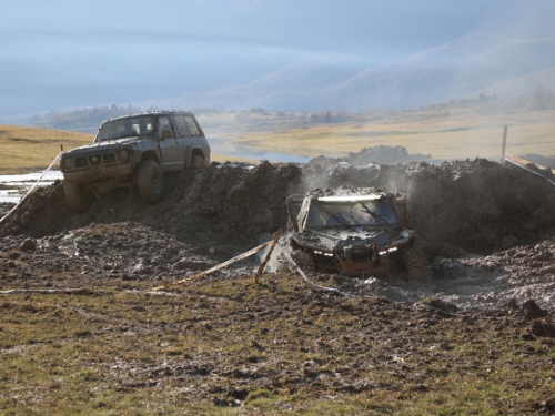 FOTO/VIDEO: Off Road druženje na Ramskom jezeru