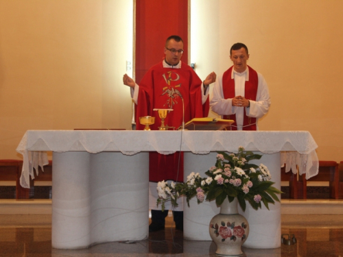 FOTO: U župi Prozor započela trodnevnica povodom proslave patrona