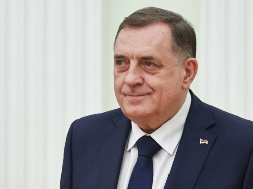 Dodikovi ministri bojkotirali glasanje, BiH prijeti gubitak 100 milijuna eura iz EU