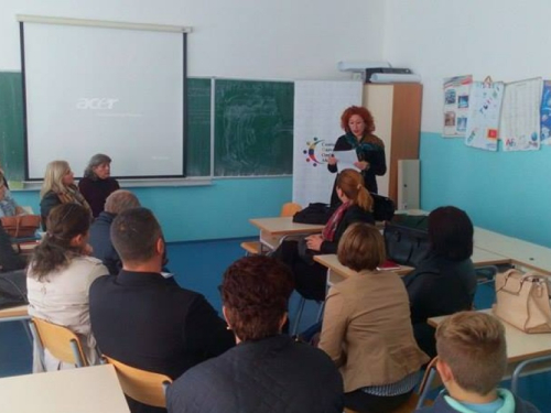 U OŠ Marka Marulića održana edukacija za roditelje učenika