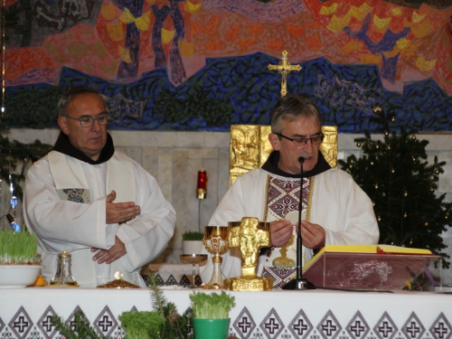 FOTO: Polnoćka na Šćitu