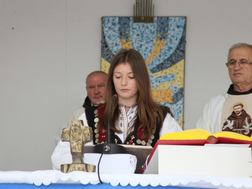 FOTO: Vanjska proslava svetoga Franje u Rumbocima