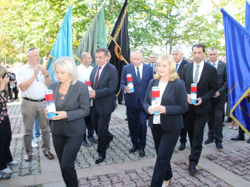 FOTO: Na Uzdolu obilježena 25. obljetnica zločina nad Hrvatima