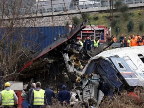 Štrajk u Grčkoj zbog željezničke nesreće zaustavit će transportOdlazni i dolazni letovi u Grčkoj će