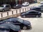 Onkološki pacijenti na čekanju: Vladajući u FBiH za nove automobile izdvojili 1,6 milijuna KM