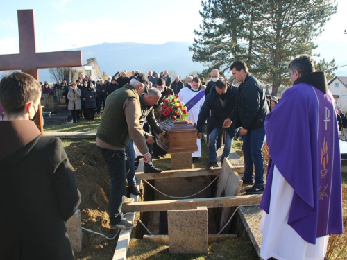 FOTO: Sahranjen fra Živko Petričević