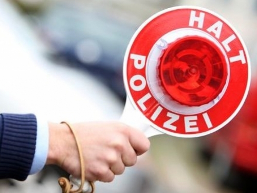 Njemačka policija zaustavila Hrvata zbog mobitela, pa otkrila još gori prekršaj