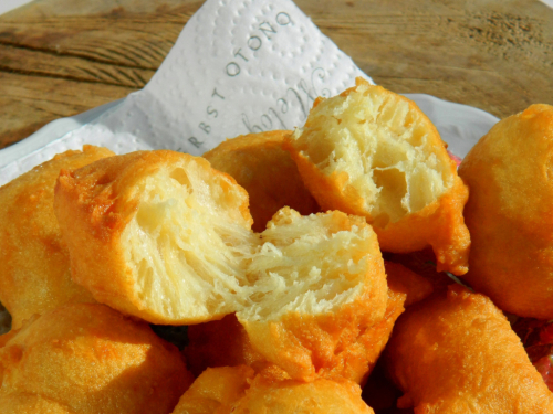 Zaboravite na kvasac i čekanje: Ovo je recept za najmekše uštipke gotove u tren oka!