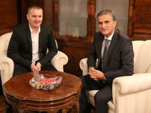 Grubeša se sastao s hrvatskim ministrom državne imovine Goranom Marićem