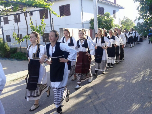 HKUD Uzdol nastupao u Čeljevu na smotri folklora