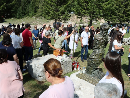 FOTO/VIDEO: Tisuće vjernika na Kedžari proslavilo Divin dan