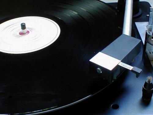 Amazon učinio kupovanje gramofonskih ploča privlačnim