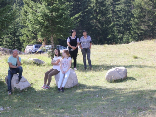 FOTO/VIDEO: Na Vran planini služena misa za poginule duvandžije