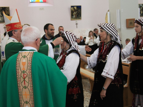 FOTO: Krizma u župi Rama-Šćit