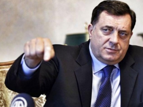 Dodik: Izetbegović je izgubio stranku, izbore u Srebrenici, pola zastupnika, sada koristi sukobe