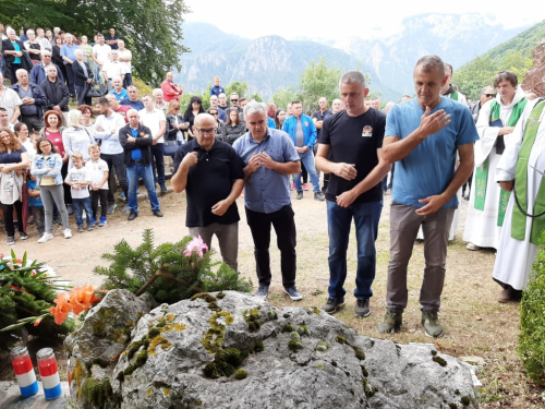 FOTO: Na Pomenu obilježena 27. obljetnica stradanja hrvatskih branitelja