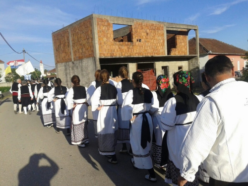 HKUD Uzdol nastupao u Čeljevu na smotri folklora