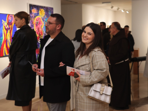 FOTO: Svečano otvorena Galerija Franjevačkog samostana Rama Šćit