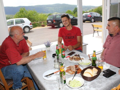 FOTO: Restoran ''Zaum'' proslavio prvu godišnjicu rada