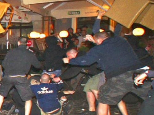 Žestoki okršaj hrvatskih i poljskih huligana!