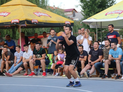 FOTO: Druga večer Streetball turnira u Prozoru