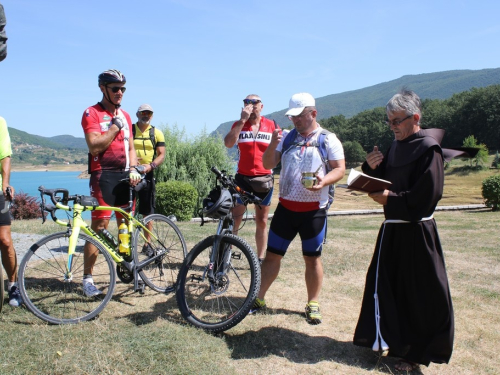 FOTO: I biciklisti iz Rame krenuli na hodočašće u Sinj