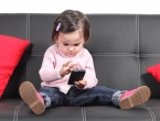 Pametni telefoni i tableti imaju negativan učinak na malu djecu