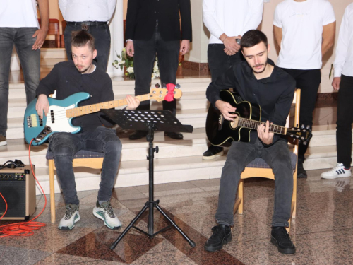 FOTO: Započeli VIII. Ramski dani kulture - zbor mladih ViDeMus oduševio publiku