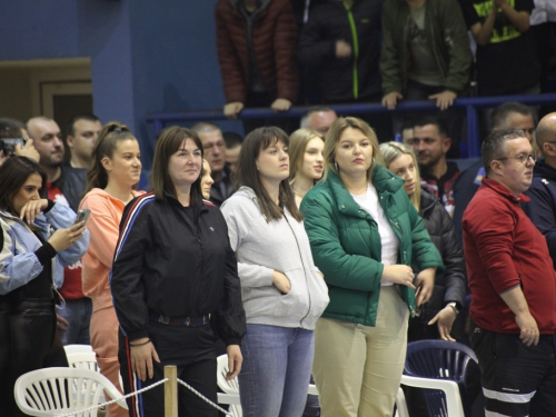 FOTO: Pogledajte atmosferu na tribinama na košarkaškom finalu između Rame i Čapljine