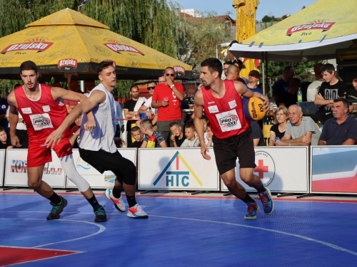 FOTO: Druga večer Streetball turnira u Prozoru